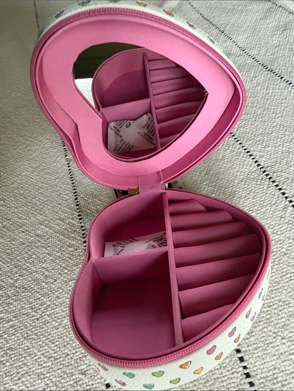 NWT Roller Rabbit x Target Zip-closure Jewelry Case